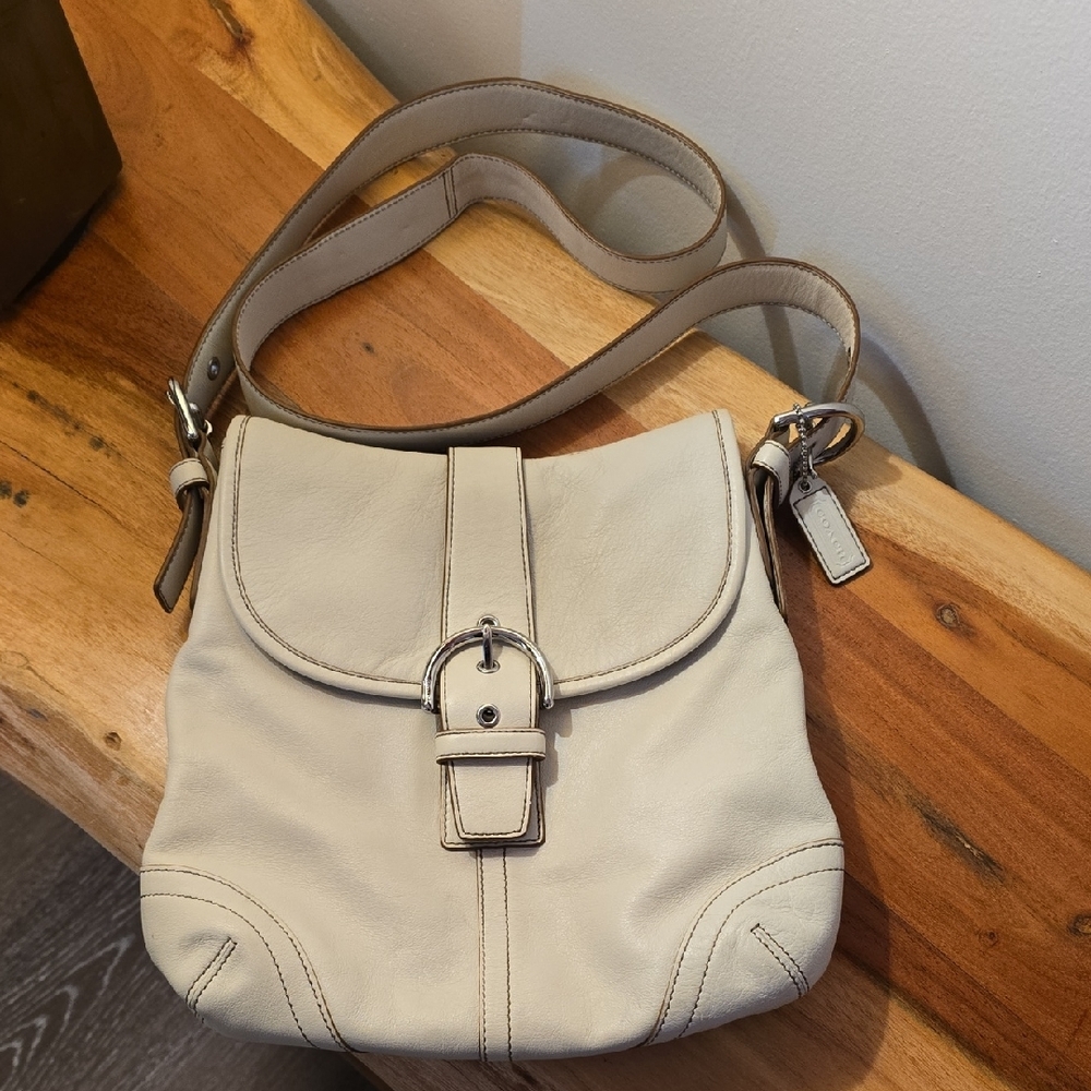 Coach SALE Beige Leather Adjustable Strap Crossbody/Shoulder Bag - Picture 5 of 17